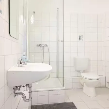 아파트 Modernes In Weissensee 베를린