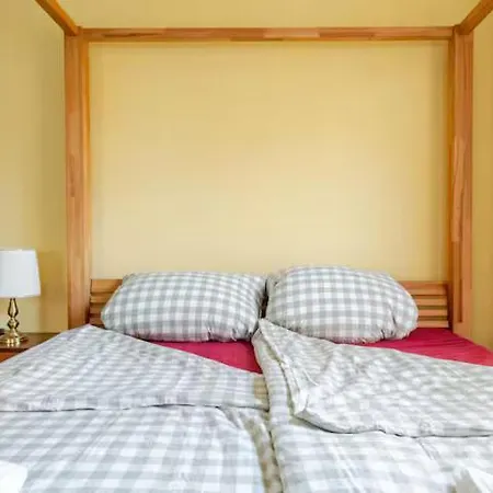 Modernes In Weissensee *